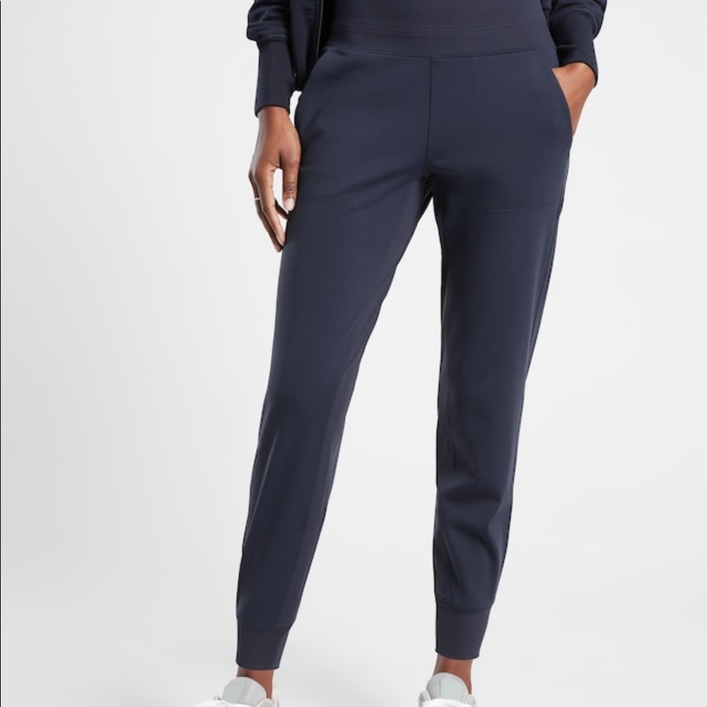 Athleta Venice jogger 6p Navy
